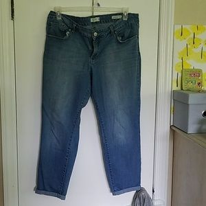 Jessica Simpson skinny capri's